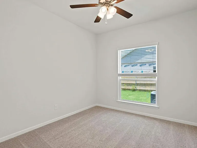 1214 Carnaby Dr — Photo 11