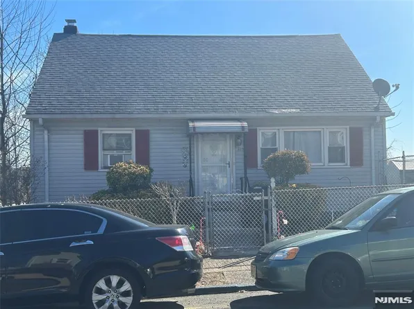 117-119 E 26th St, Paterson, NJ 07514