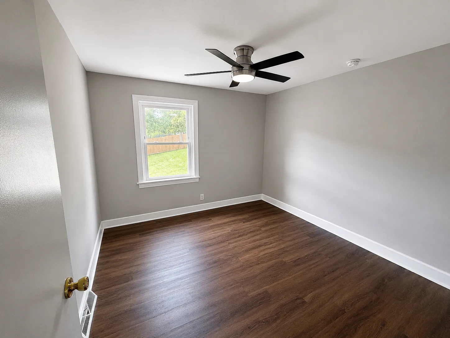 4 bed, 1600 sqft, $1,995 — Photo 4
