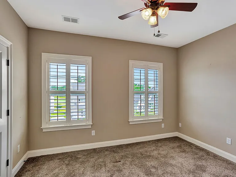 258 Silver Cypress Cir — Photo 29