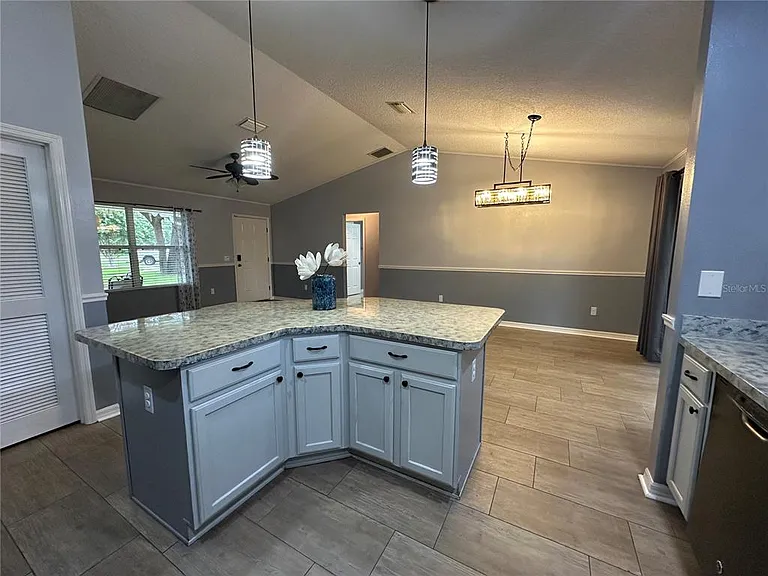 104 Cherry Blossom Ln — Photo 5