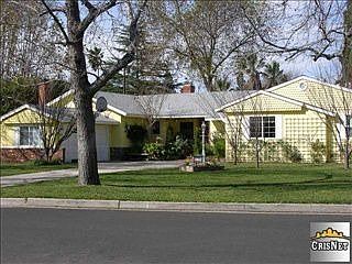 1st image of 8735 Oak Park Ave