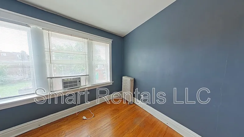 2 bed, 1.0 bath, 850 sqft, $799 — Photo 4