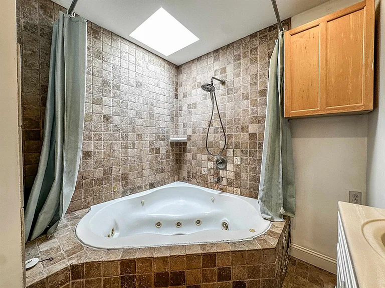 639 Palisade Ave #2 — Photo 21