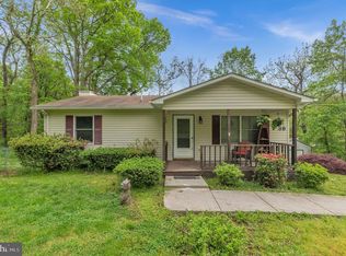 38 Panoramic Ln, Front Royal, VA 22630