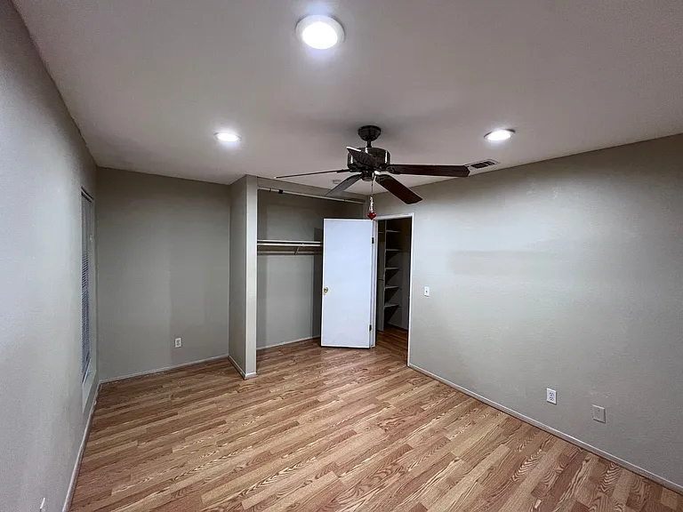 44586 La Paz Rd — Photo 5