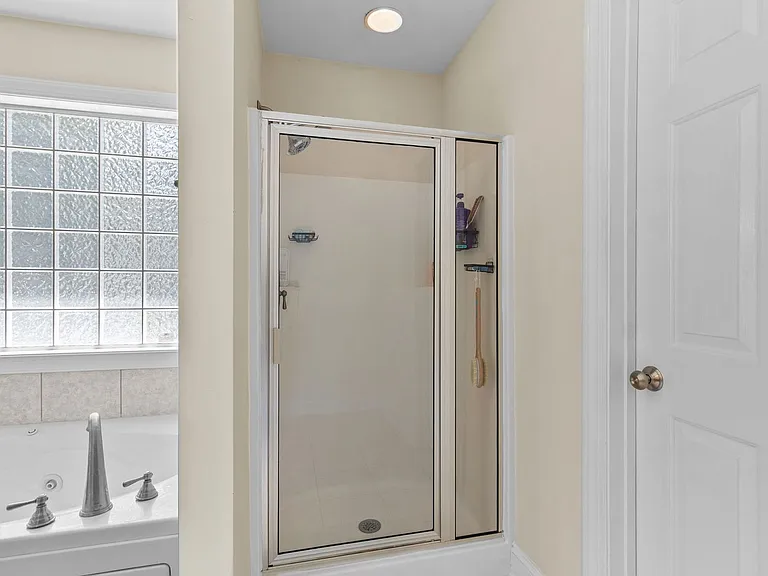 5802 Rainsford Dr — Photo 30