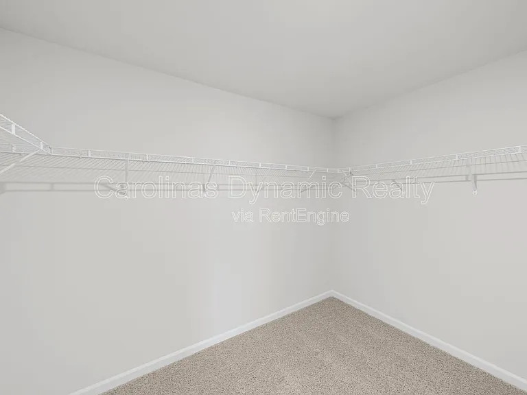 204 Calvin Creek Dr — Photo 29
