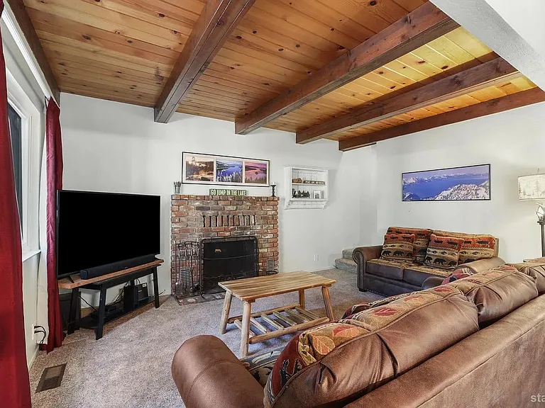 1843 Brule St — Photo 4