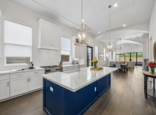 541 W 27th St, Houston, TX 77008