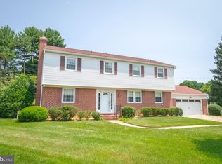 1 Glenluce Ct, Towson, MD 21286
