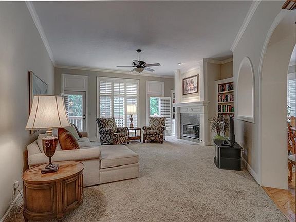 5th image of 4637 N Holly Ct
