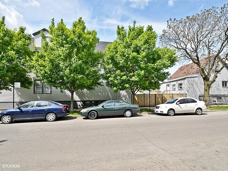 1701 N Maplewood Ave #1 — Photo 7