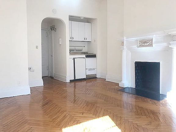 2nd image of 36 E 38th St APT 2C