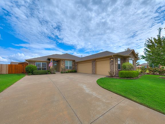 2nd image of 18000 Montoro Way