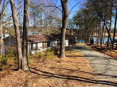 315 Oakpark Dr, Moneta, VA, 24121