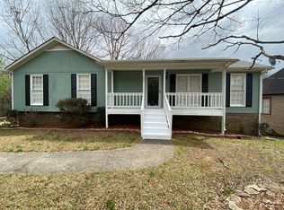 221 Ridgewood Dr, Trussville, AL 35173