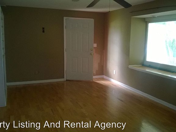 3rd image of 1011 Westminster Dr