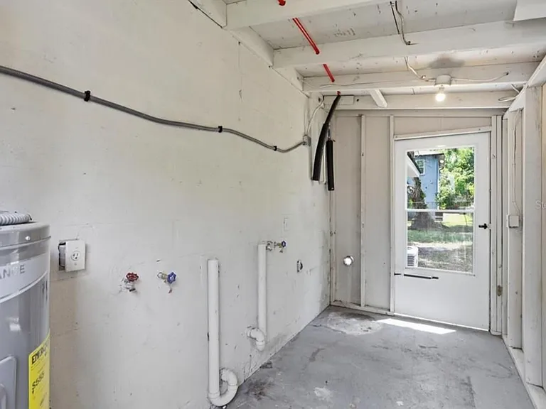 1723 E Idell St — Photo 17