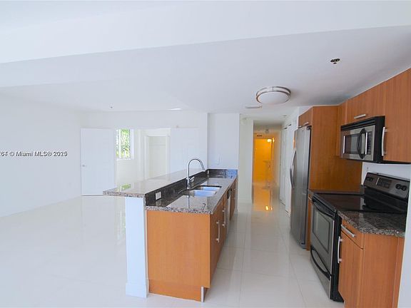 4th image of 6362 Collins Avenue # Fl 5th