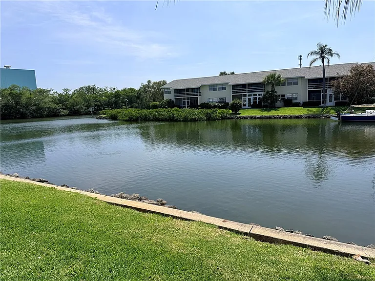 1825 Cobia Dr #103H — Photo 19