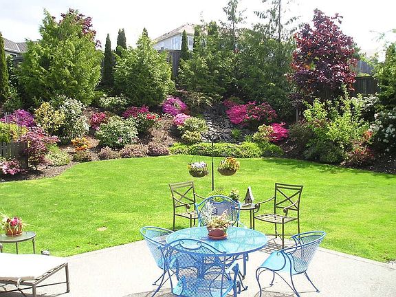 2nd image of 4011 Fairwood Blvd NE