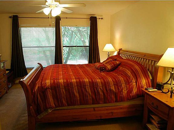 4th image of 956 Mockingbird Ln APT 507