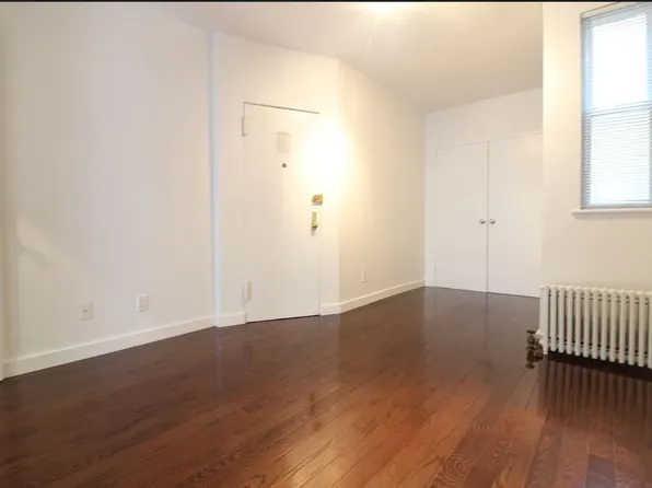 232 East 77th Street image 4 of 7