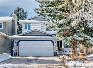 440 E Sunlake Rd SE, Calgary, AB T2X 3E6