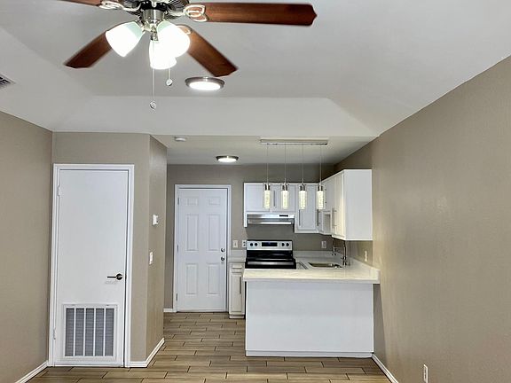 4th image of 1204 Bryce Dr #2
