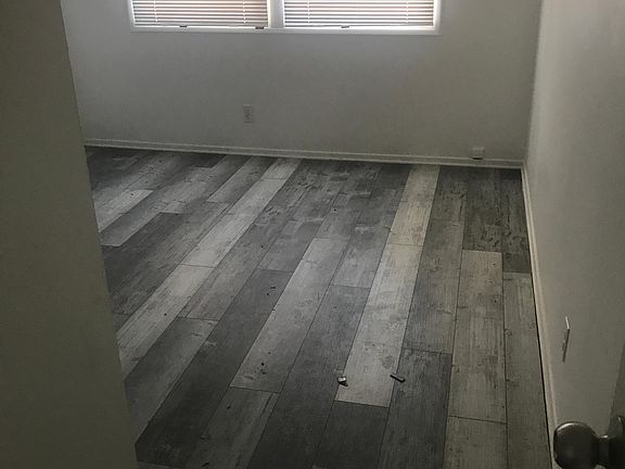 4th image of 12582 Safford St