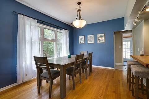 3rd image of 1613 Carroll Ave