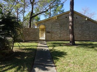 15730 Sea Lark Rd, Houston, TX 77062