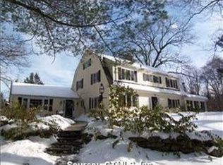 69 Sunset Farm Rd, West Hartford, CT 06107