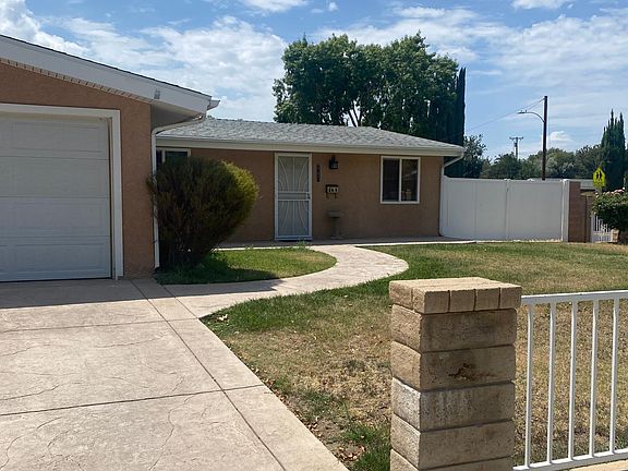 2nd image of 27431 Crossglade Ave