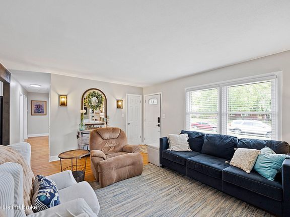 5th image of 3829 Chatham Rd