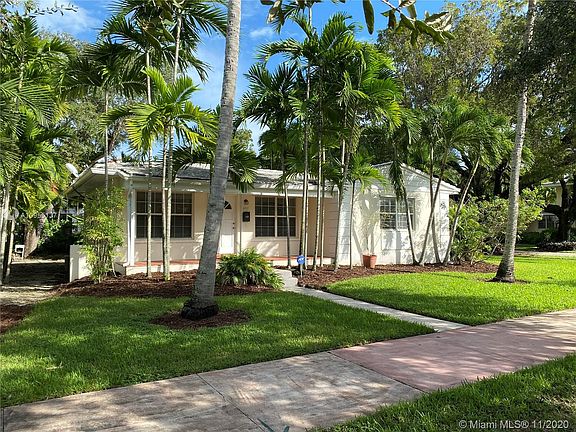4th image of 2713 Segovia St #1