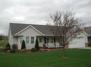 1335 Meadowbrook Ln NE, Carrollton, OH