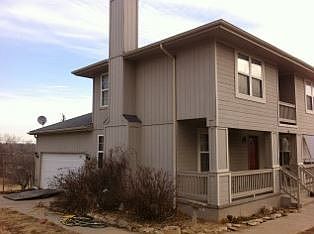 2nd image of 554 Oakland Ave