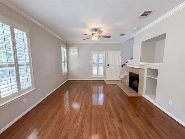 8518 Cahill Dr APT 19, Austin, TX 78729