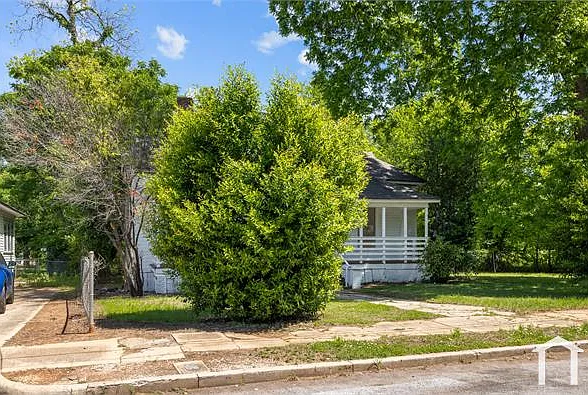 1540 Cleveland Ave SW — Photo 17