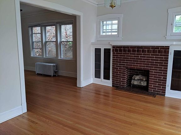 5th image of 4126 W Wellington Ave #1