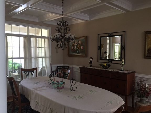 Overiszed Dining Room