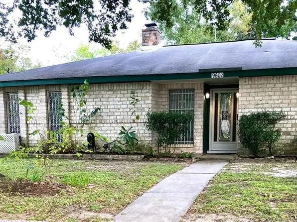 9602 Shady Tree Lane, Houston, TX 77086