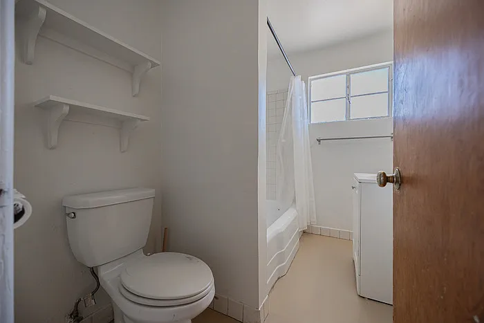 2449 E Fairmount Ave #1 — Photo 17
