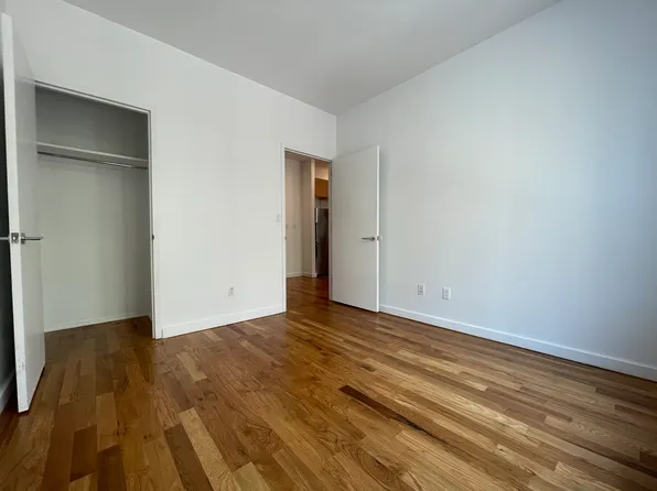 328 East 119th Street image 4 of 16