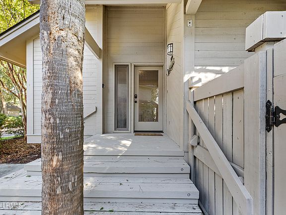 4th image of 2014 Bluff Villas Rd