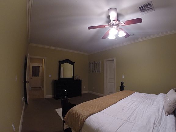 4th image of 5737 Larch St