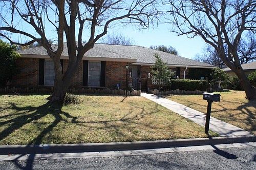 1st image of 2933 Canyon Creek Dr
