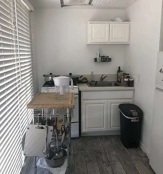 8360 Blackburn Ave #4 — Photo 7
